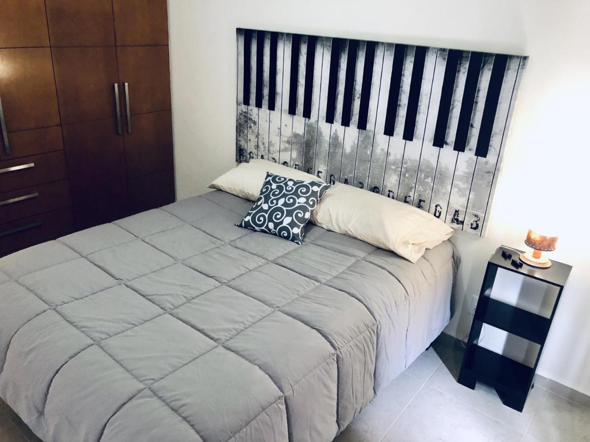 Depa En San Miguel De Allende Zirandaro Con Piscina Екстериор снимка
